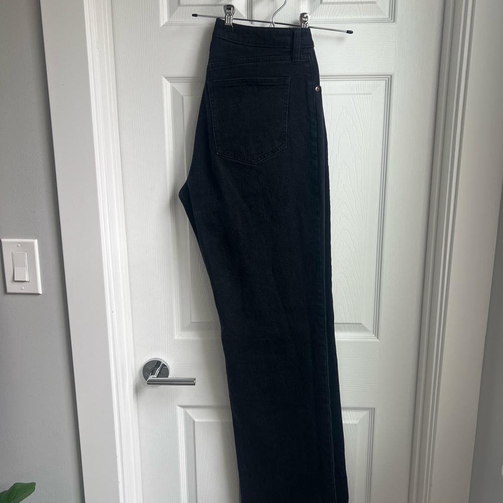 Abercrombie Curve Love The 90s Relaxed High Rise Jeans